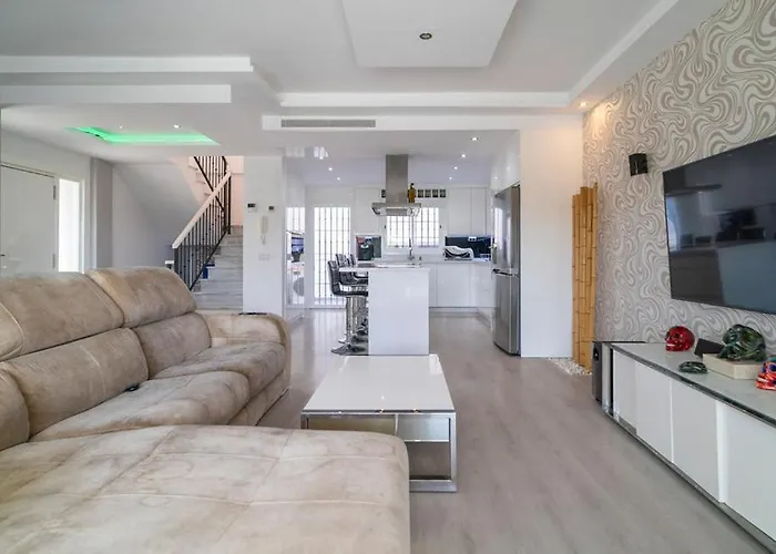 Thelifehouse * Marbella